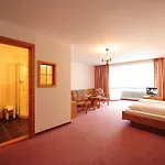 Krone 3*