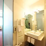Krone Otel