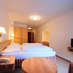 Otel Krone Matrei am Brenner