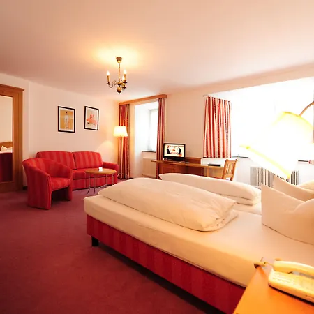 Krone Hotel 3*
