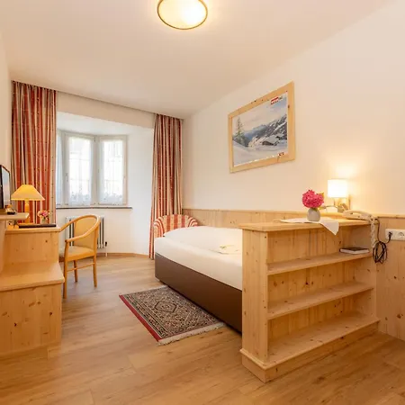 Hotel Krone 3*