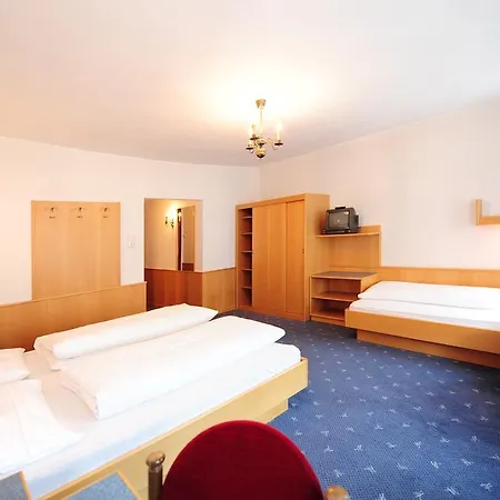 Krone Hotel 3*