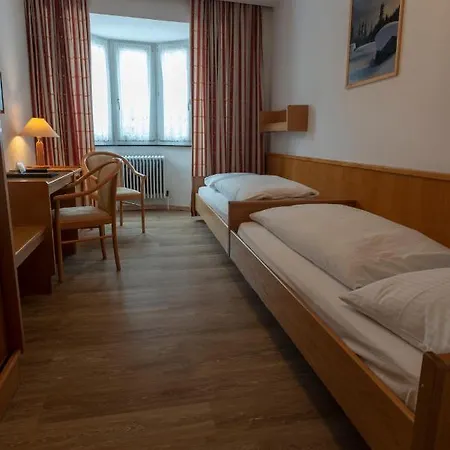 Krone Otel Matrei am Brenner