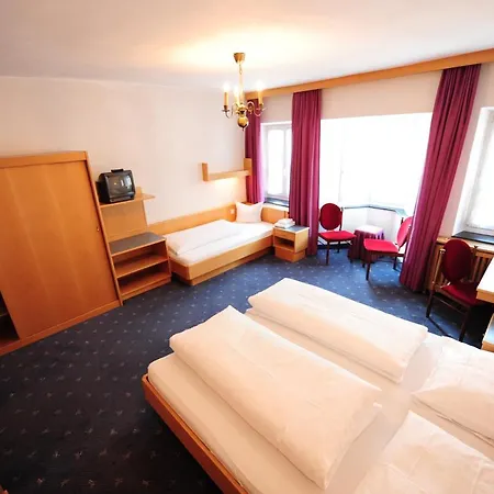 Krone Hotel Matrei am Brenner