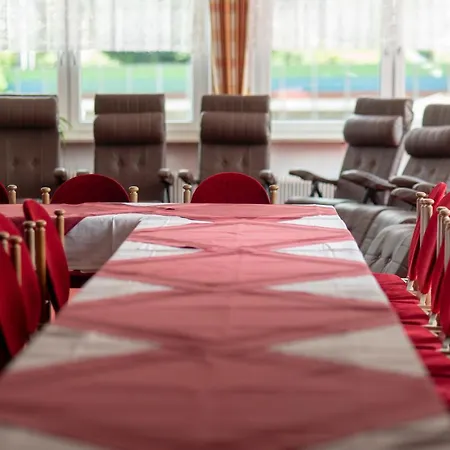 Krone Otel Matrei am Brenner