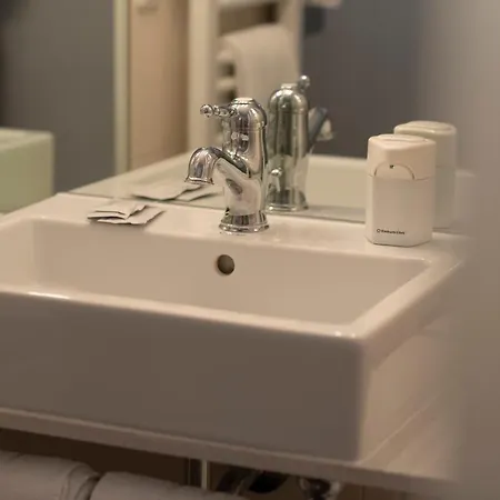 Otel Krone Matrei am Brenner