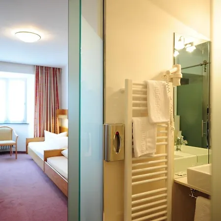Krone Hotel 3*