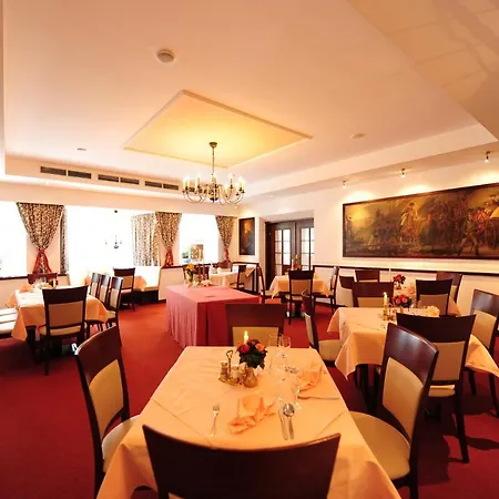Hotel Krone 3*