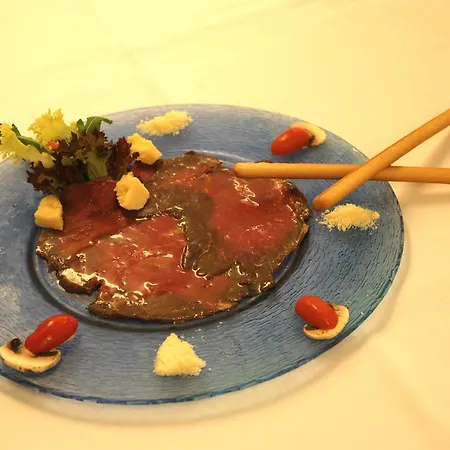 Otel Krone Matrei am Brenner