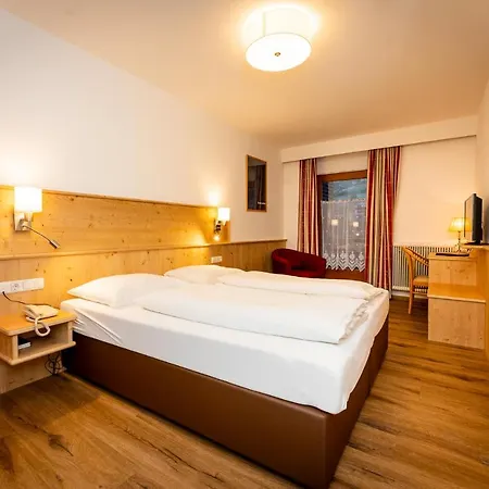 Krone Hotel 3*